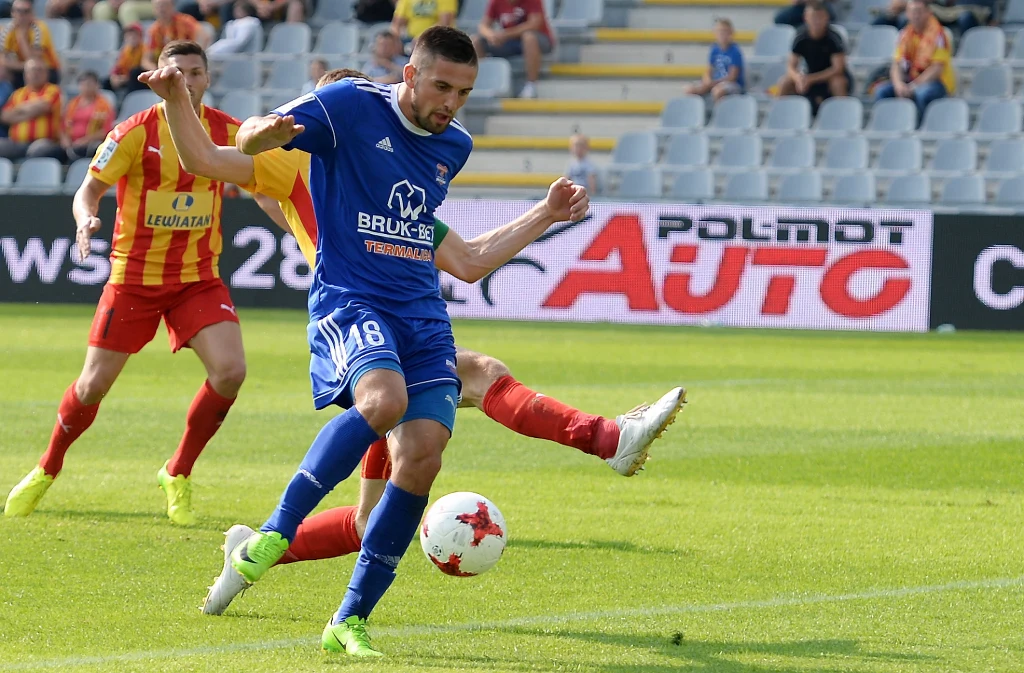 Korona Kielce - Bruk-Bet Termalica 2-1 w meczu 7. kolejki Ekstraklasy