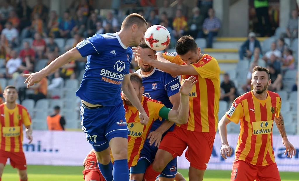 Korona Kielce - Bruk-Bet Termalica 2-1 w meczu 7. kolejki Ekstraklasy