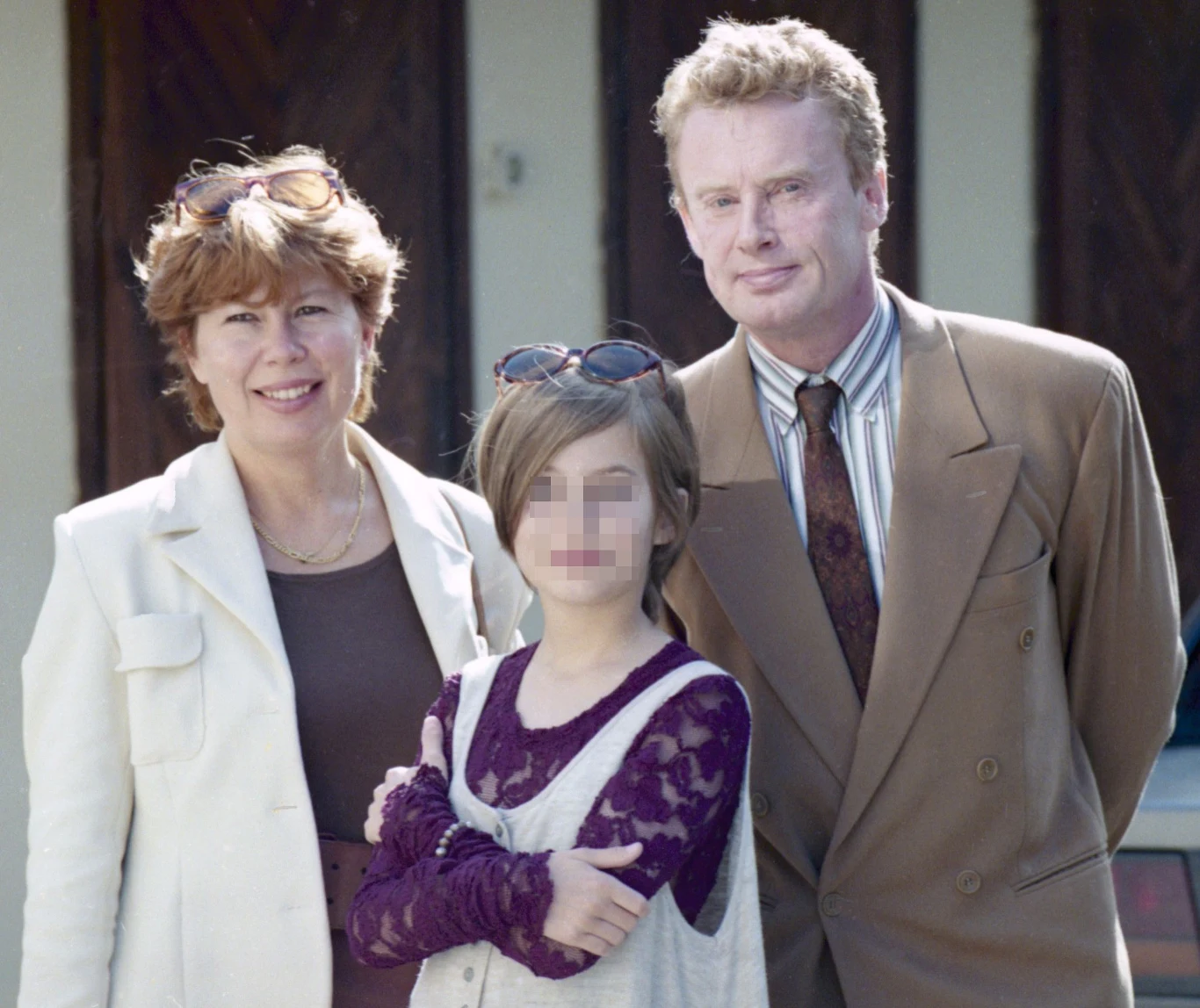 Daniel Olbrychski i Zuzanna Łapicka-Olbrychska z córką Weroniką, 1994 r. Daniel Olbrychski i Zuzanna Łapicka-Olbrychska z córką Weroniką, 1994 r.