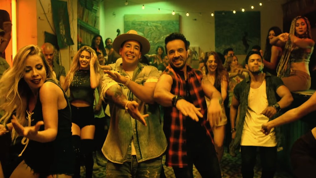 Luis Fonsi i Daddy Yankee w teledysku "Despacito"