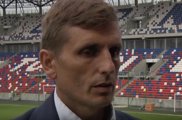 Trener Górnika Zabrze Marcin Brosz; źródło: youtube.com