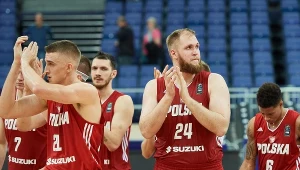 Przemysław Karnowski (nr 24) i spółka przegrali pierwszy mecz na Eurobaskecie