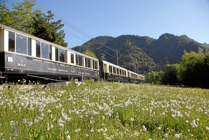 Fot. 1 Szwajcarski System Podróżowania: GoldenPass Classic. Copyright by: Swiss Travel System By-Line: swiss-image.ch/Oskar Enander