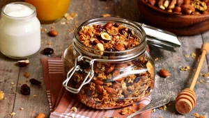 Domowa granola. Zacznij dzień od zdrowego śniadania