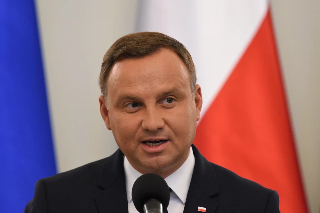 Prezydent pod koniec lipca zawetował dwie ustawy autorstwa PiS-u Prezydent pod koniec lipca zawetował dwie ustawy autorstwa PiS-u