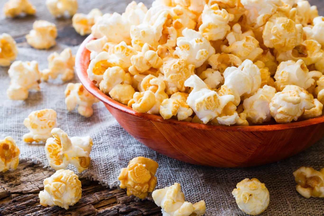 Domowy popcorn to prawdziwa bomba jeśli chodzi o zawartość tłuszczów trans