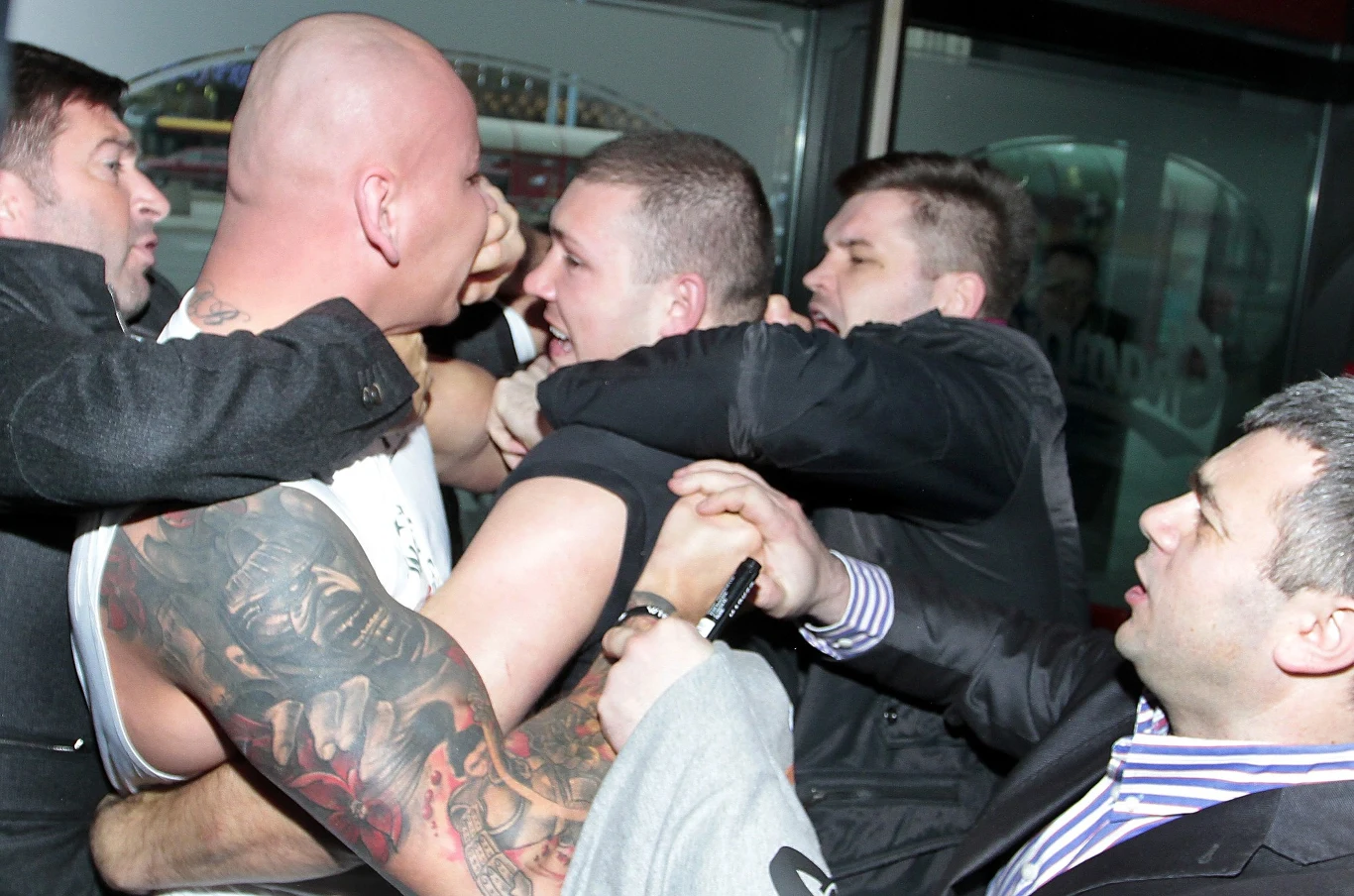 Artur Szpilka (z lewej) i Krzysztof Zimnoch w słynnym spięciu