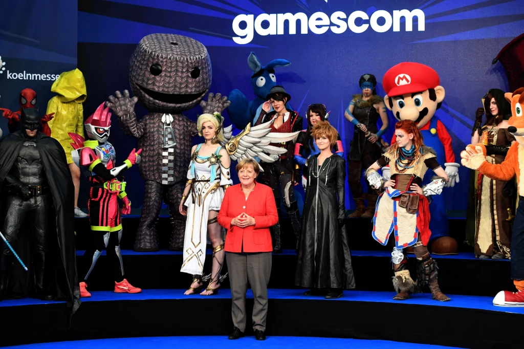 Wizyta Angeli Merkel na targach Gamescom 2017