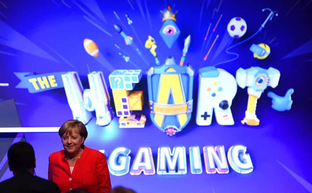 Wizyta Angeli Merkel na targach Gamescom 2017