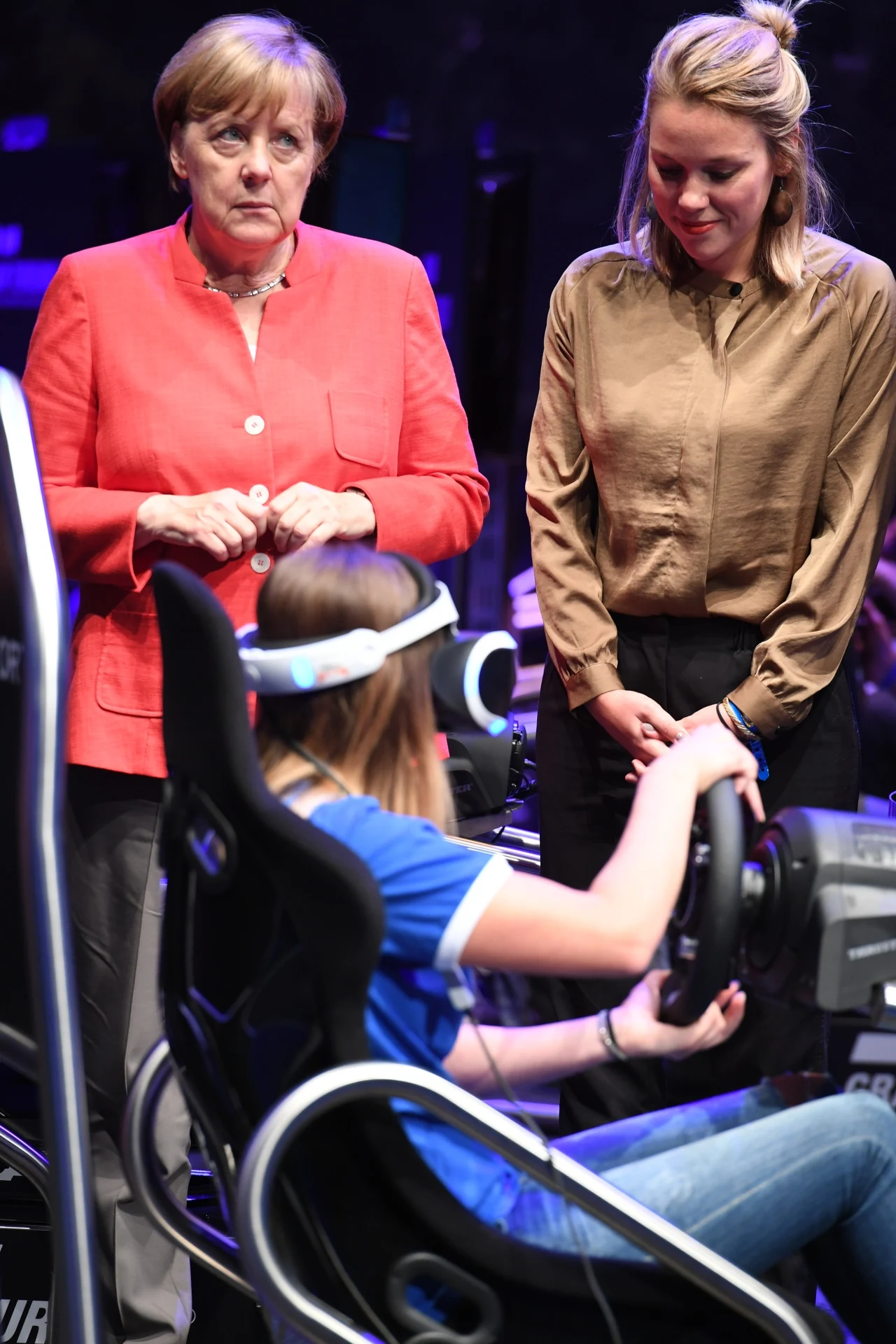 Wizyta Angeli Merkel na targach Gamescom 2017