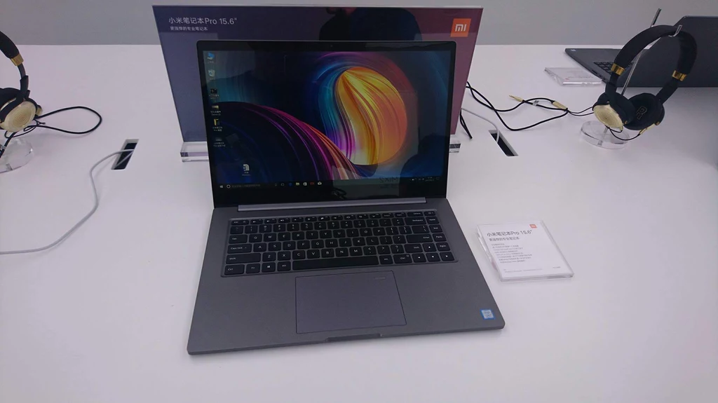 ​Mi Notebook Pro - zdjęcie z premiery w Pekinie