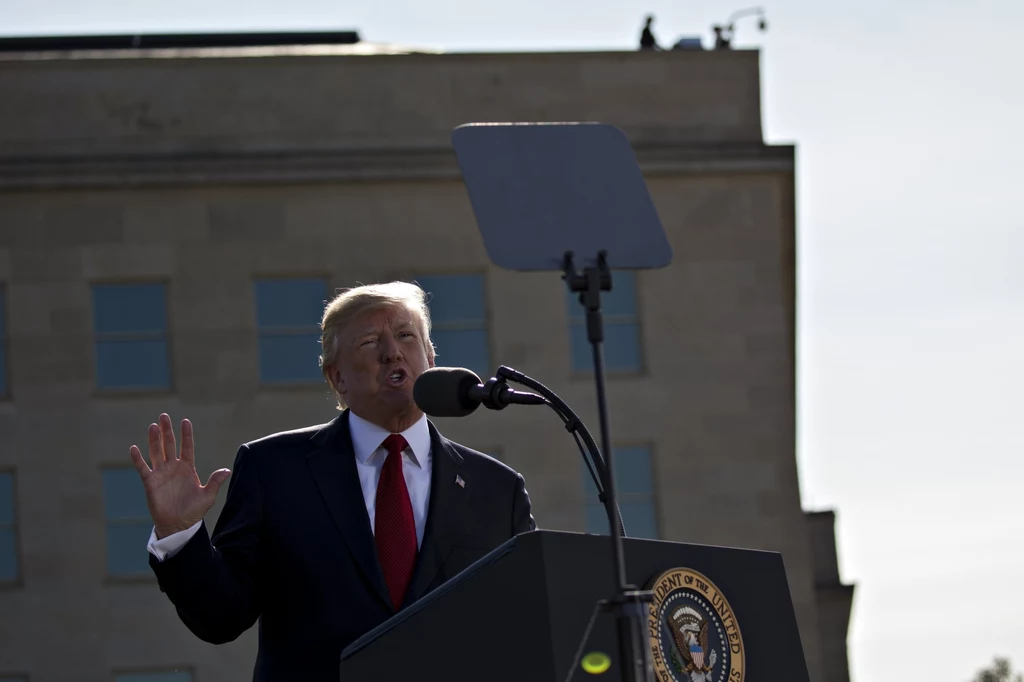 Prezydent Donald Trump przemawia przed Pentagonem Prezydent Donald Trump przemawia przed Pentagonem