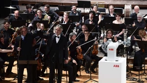 Andrea Bocelli z YuMi