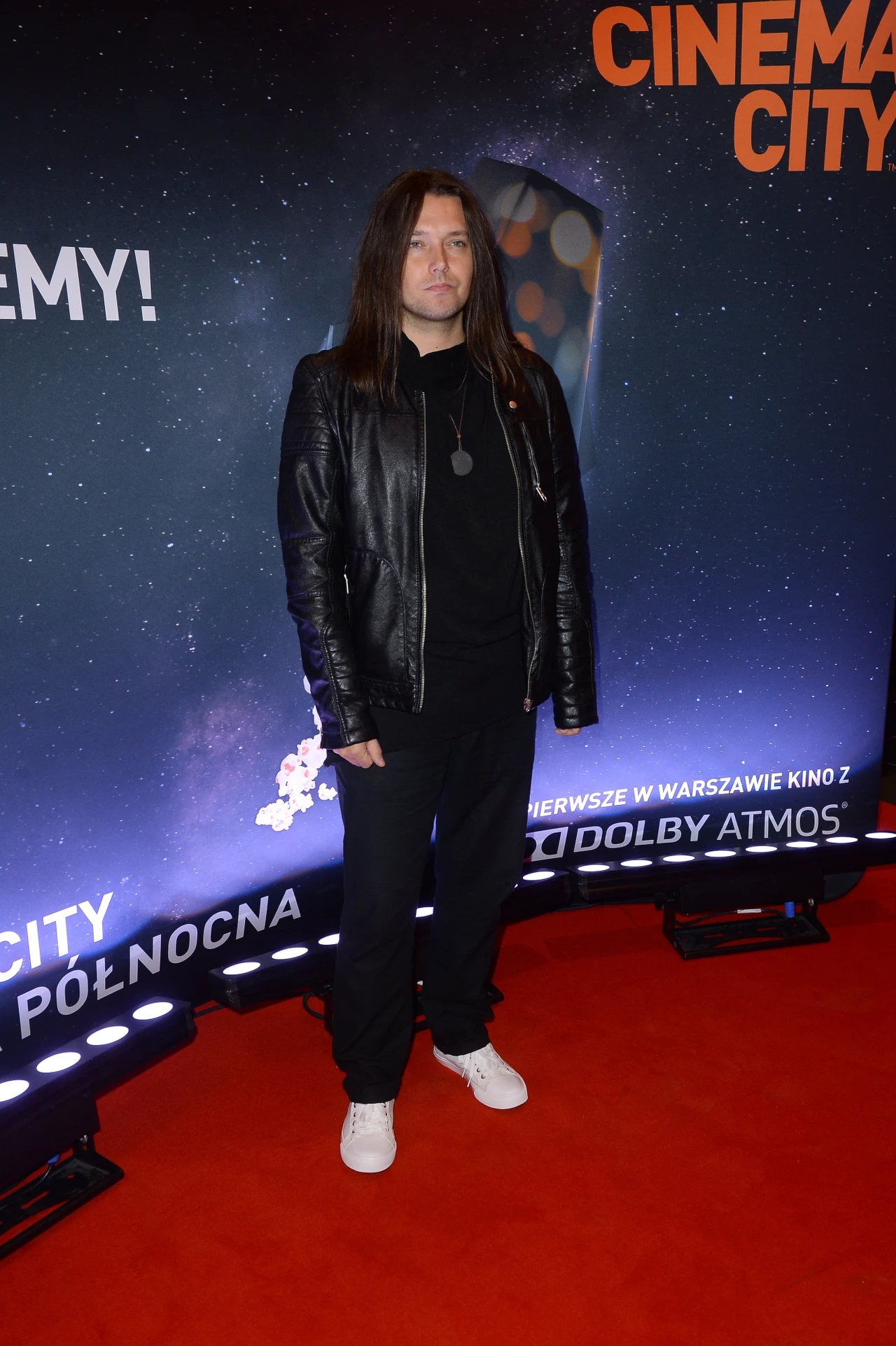 Wokalista przyszedł na otarcie kina Wokalista przyszedł na otarcie kina