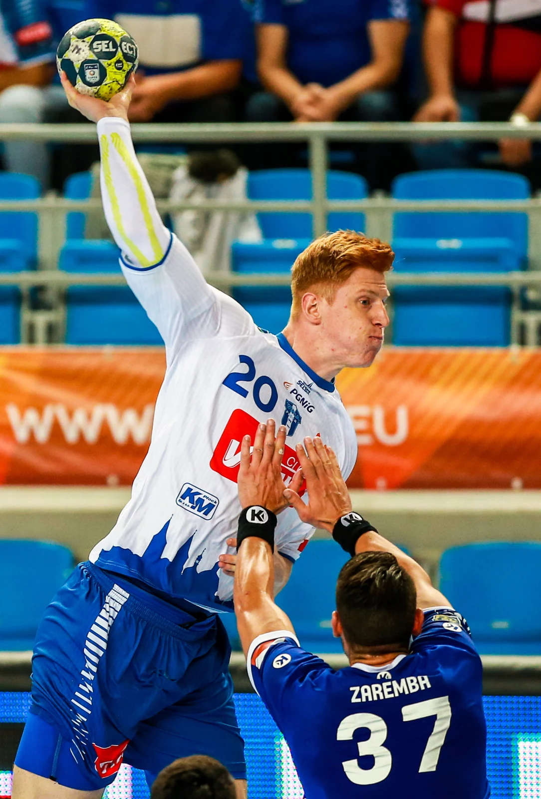 Zawodnik Orlenu Wisły Płock Maciej Gębala (L) Zawodnik Orlenu Wisły Płock Maciej Gębala (L)