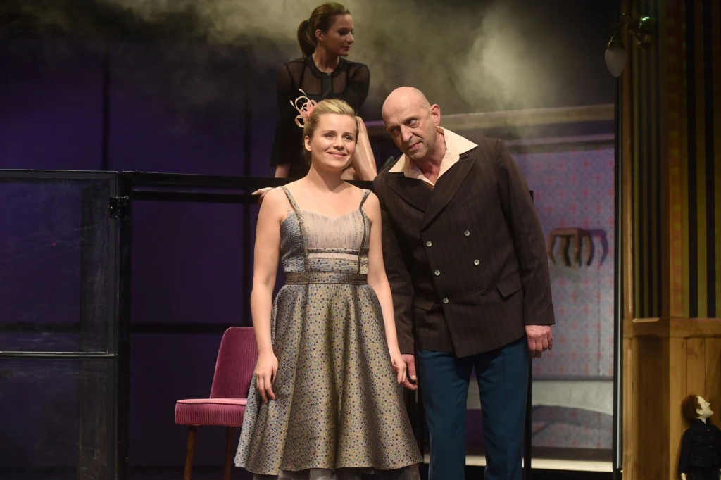 Paulina Chriuściel na deskach teatralnych 