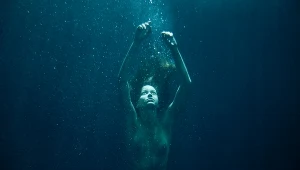 Małgorzata Mikołajczak w filmie "Reakcja łańcuchowa"