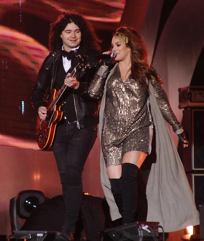 Ewa Farna od 9 lat występuje z Martinem w swoim zespole Ewa Farna od 9 lat występuje z Martinem w swoim zespole