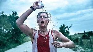 Jakub Gierszał w scenie z "Najlepszego"