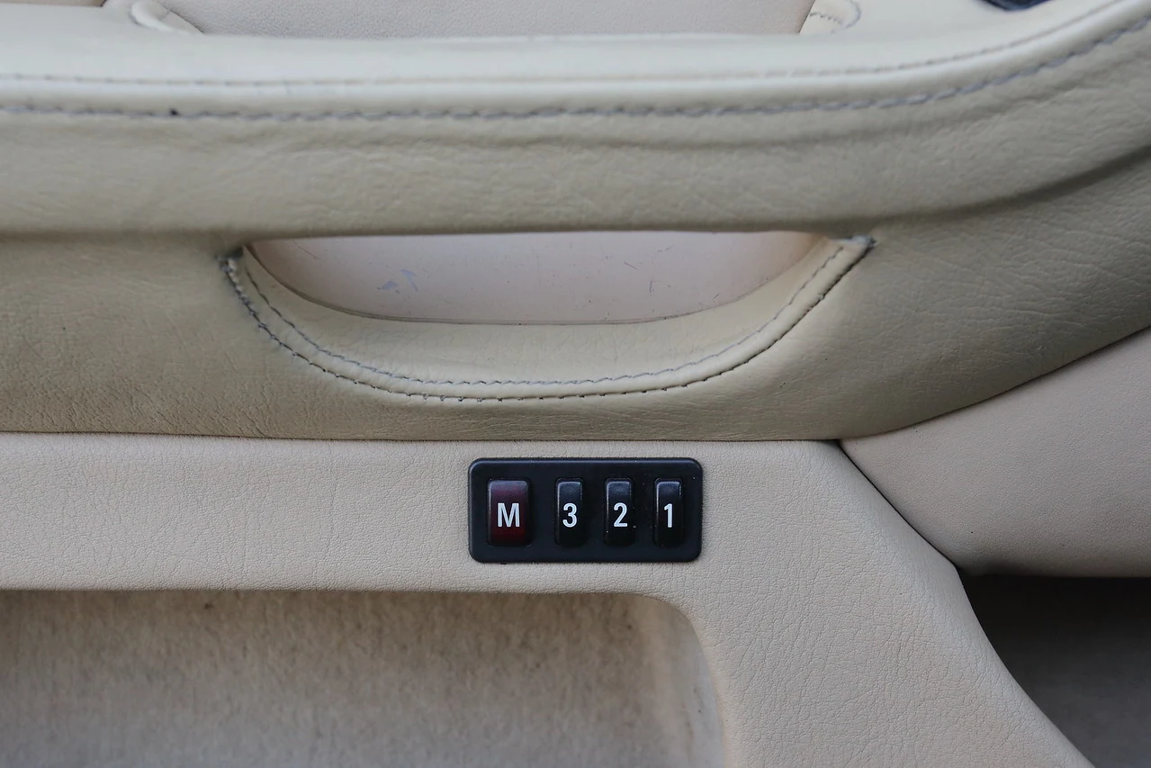 BMW 540i V8 E39