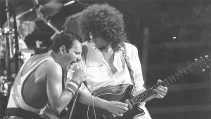 Freddie Mercury i Brian May (Queen) w 1984 r.