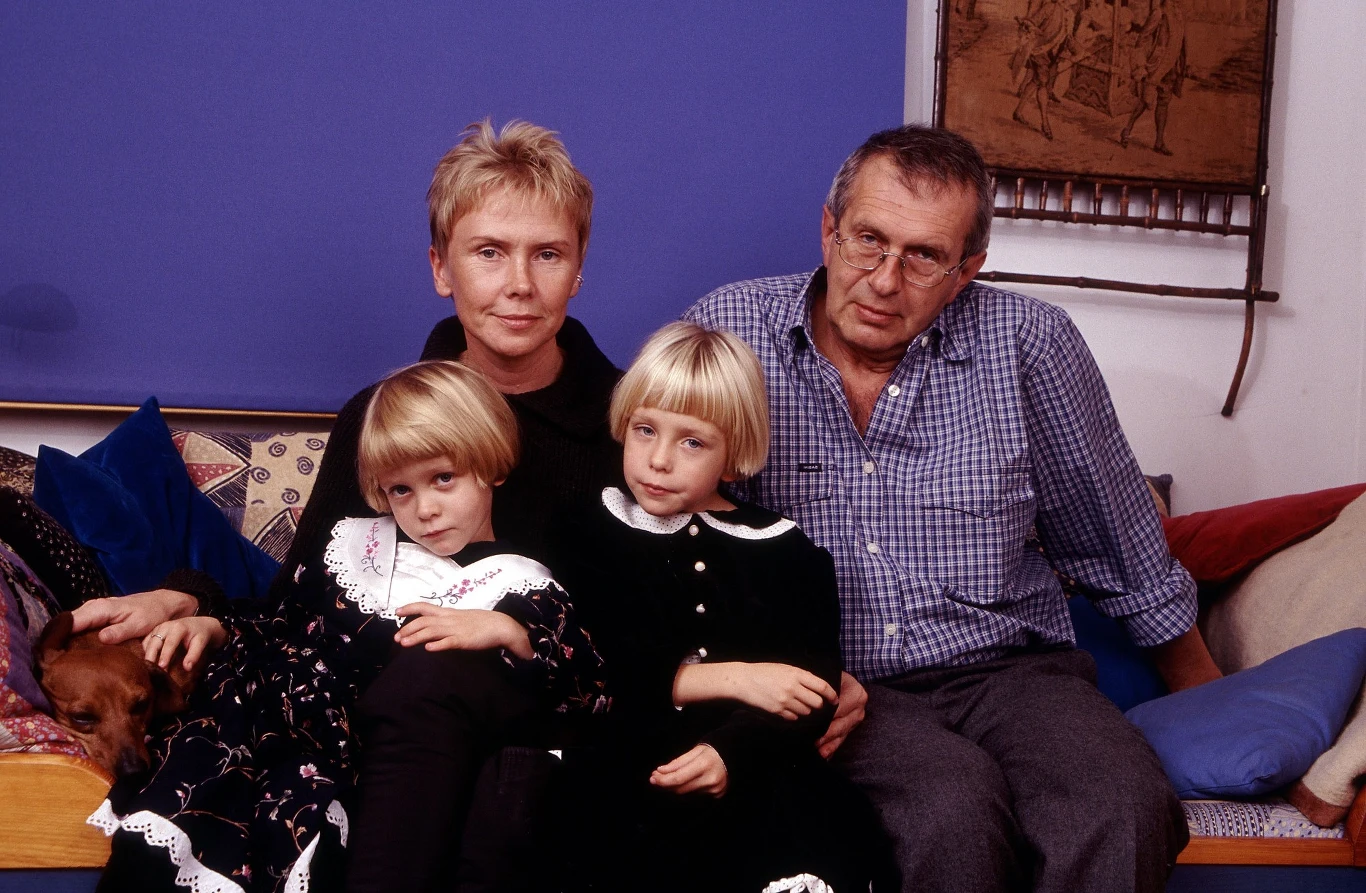 Ewa Błaszczyk z mężem Jackiem Janczarskim i córkami, zdjęcie archiwalne Ewa Błaszczyk z mężem Jackiem Janczarskim i córkami, zdjęcie archiwalne