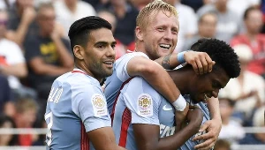 Od lewej: Radamel Falcao, Kamil Glik i Jemerson