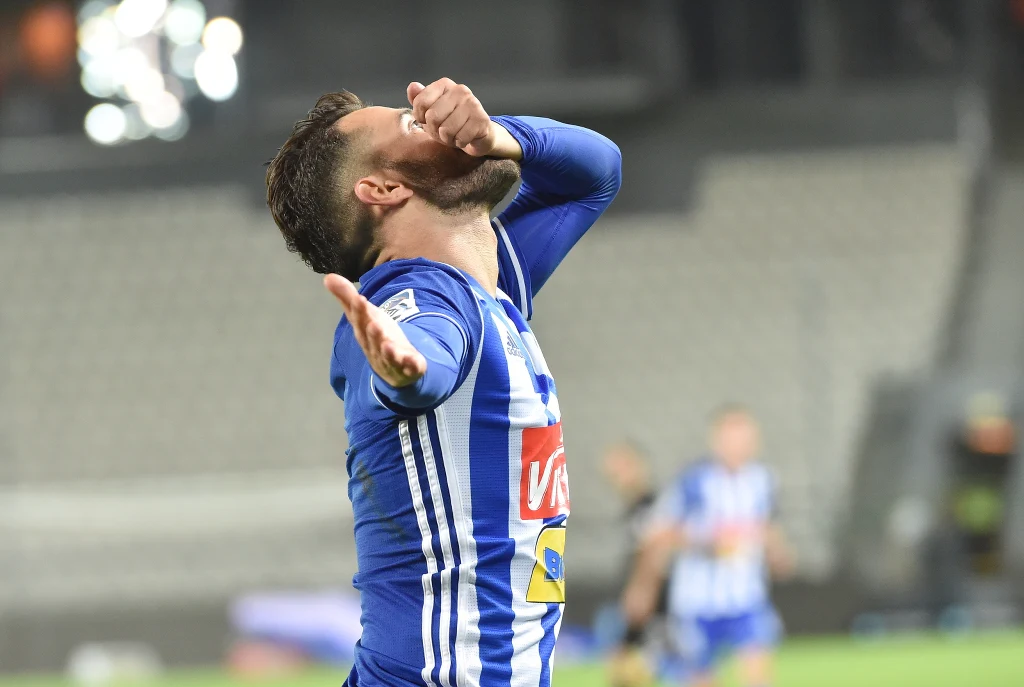 Zawodnik Wisły Płock Cesar Nicolas Varela Batista cieszy się z bramki Zawodnik Wisły Płock Cesar Nicolas Varela Batista cieszy się z bramki