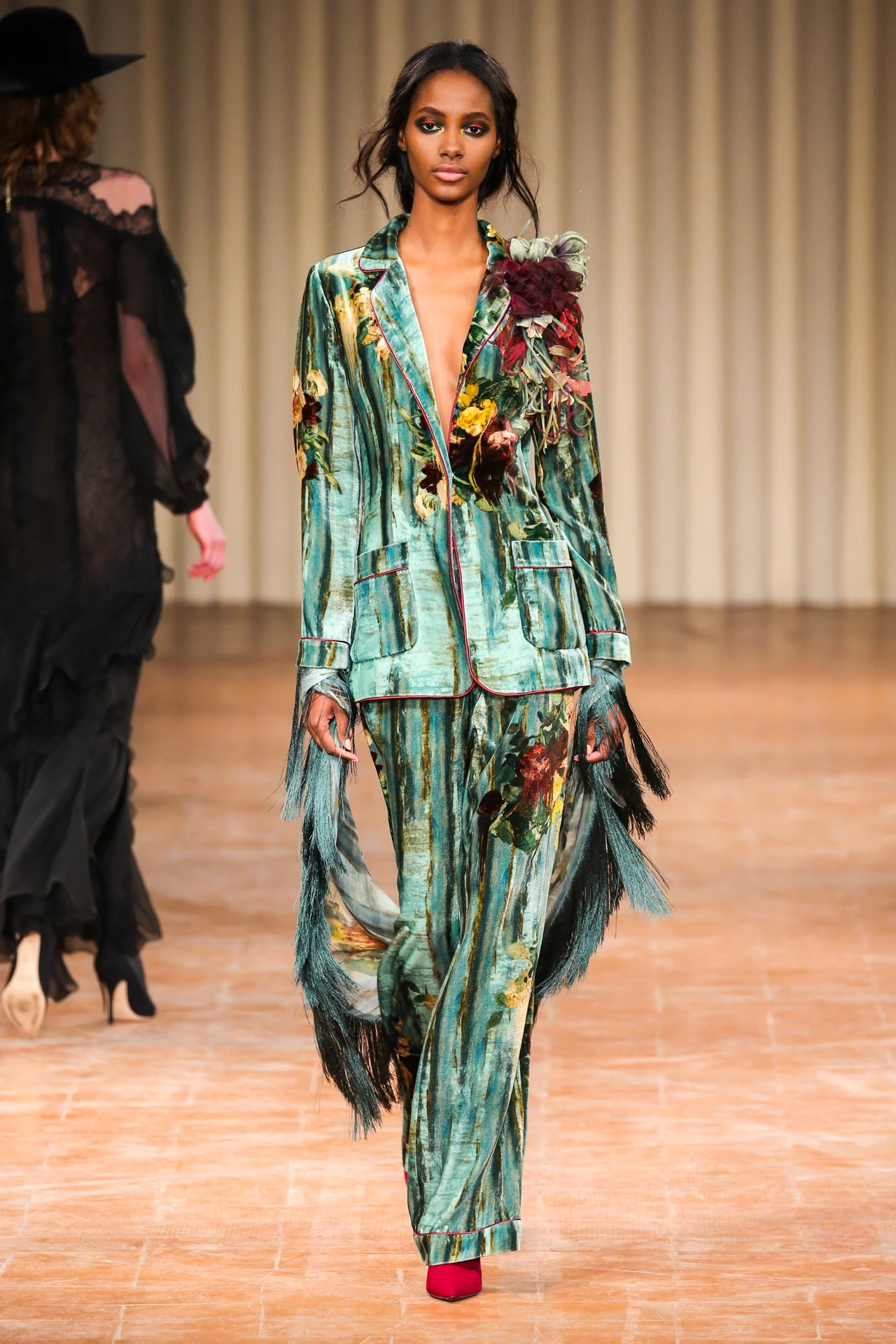 Pokaz domu mody Alberta Ferretti Pokaz domu mody Alberta Ferretti