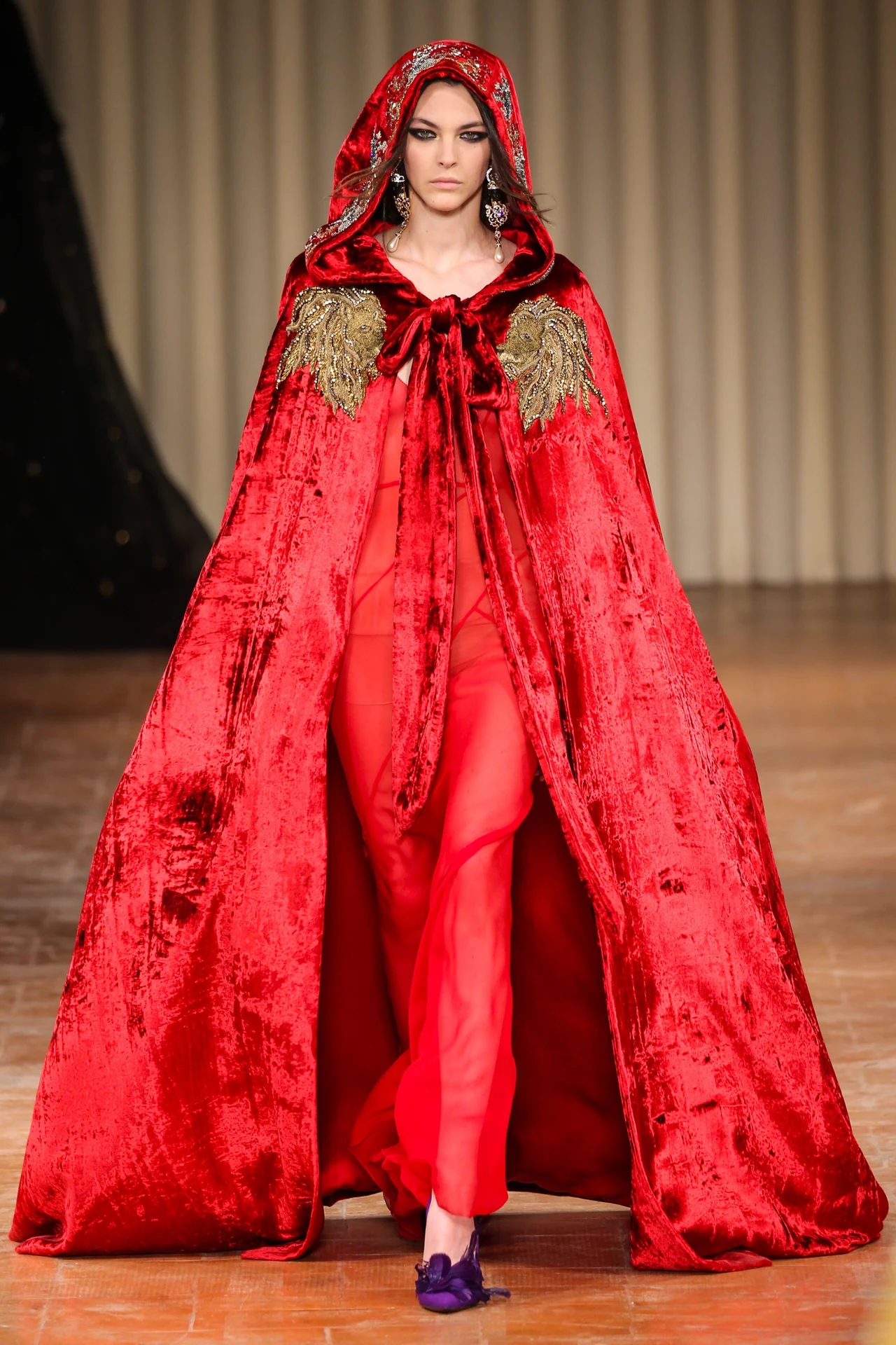 Pokaz domu mody Alberta Ferretti Pokaz domu mody Alberta Ferretti