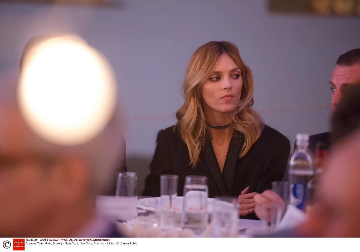 Anja Rubik w dłuższych włosach Anja Rubik w dłuższych włosach