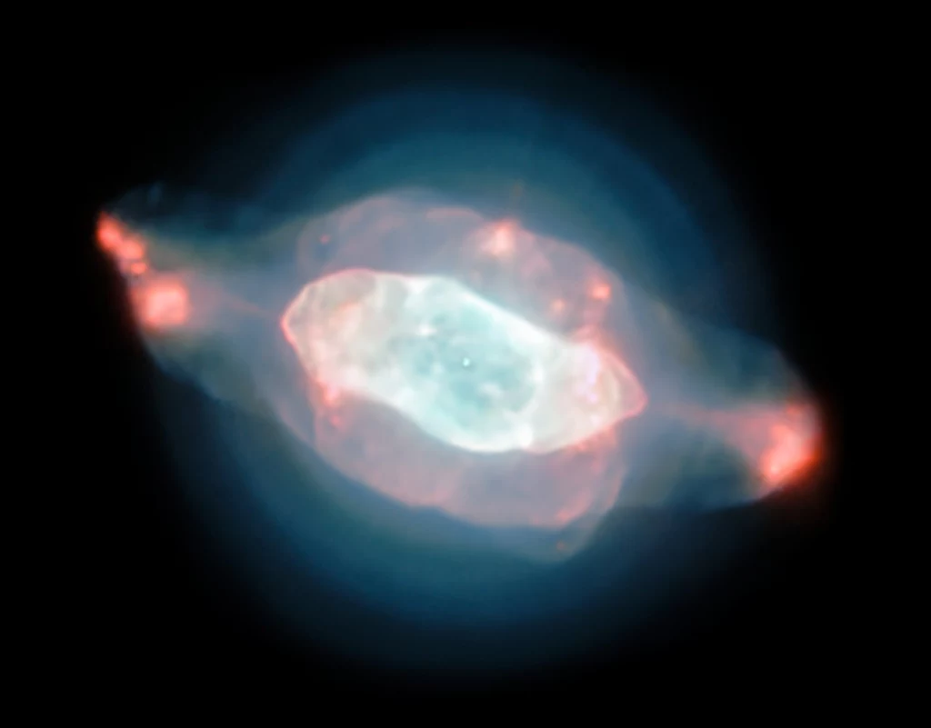 Mgławica Saturn, czyli mgławica planetarna NGC 7009