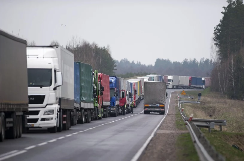 Brak kierowców staje się coraz bardziej odczuwalny