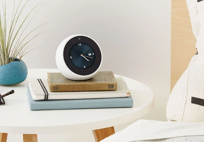 Amazon Echo Spot może zrobić furorę, szczególnie, że kosztuje 130 dolarów Amazon Echo Spot może zrobić furorę, szczególnie, że kosztuje 130 dolarów