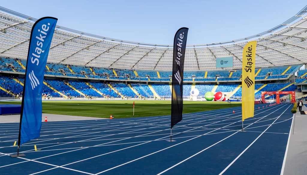 Pierwszą imprezą zorganizowaną na nowym Stadionie Śląskim, był finisz 9. PKO Silesia Marathonu, w którym wystartowało około 2 tysięcy biegaczy. Pierwszą imprezą zorganizowaną na nowym Stadionie Śląskim, był finisz 9. PKO Silesia Marathonu, w którym wystartowało około 2 tysięcy biegaczy.