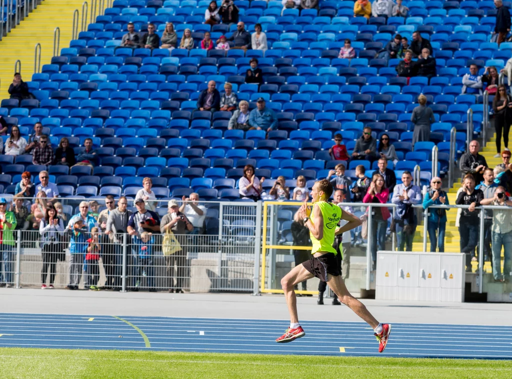 Pierwszą imprezą zorganizowaną na nowym Stadionie Śląskim, był finisz 9. PKO Silesia Marathonu, w którym wystartowało około 2 tysięcy biegaczy. Pierwszą imprezą zorganizowaną na nowym Stadionie Śląskim, był finisz 9. PKO Silesia Marathonu, w którym wystartowało około 2 tysięcy biegaczy.