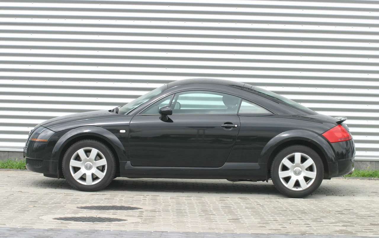 Audi TT 8N (1998-2006) Audi TT 8N (1998-2006)