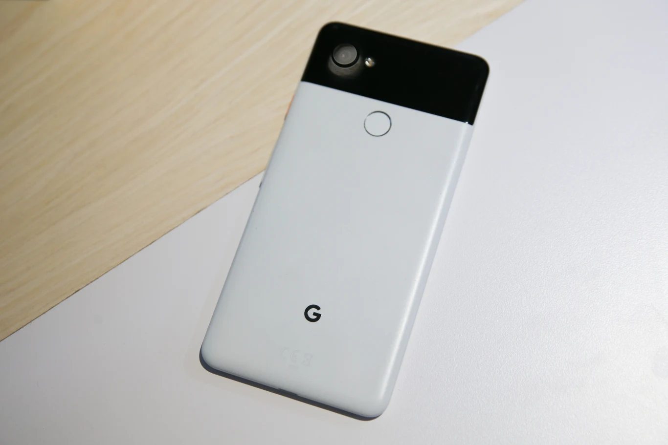 Google Pixel 2 i Pixel 2 XL
