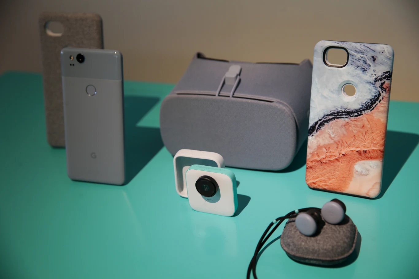 Google Pixel 2 i Pixel 2 XL