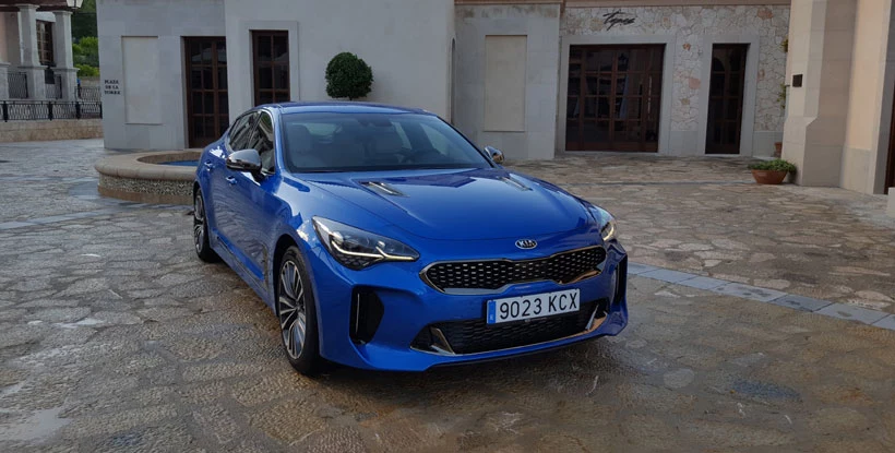 Kia stinger