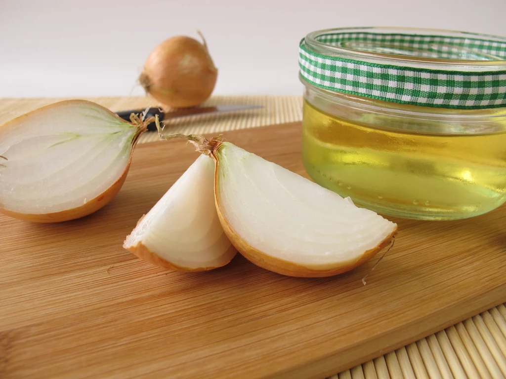 Syrop z cebuli jest bezpieczny nie tylko dla dzieci, ale też kobiet w ciąży Syrop z cebuli jest bezpieczny nie tylko dla dzieci, ale też kobiet w ciąży