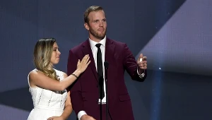 Bryan Bickell z żoną Amandą