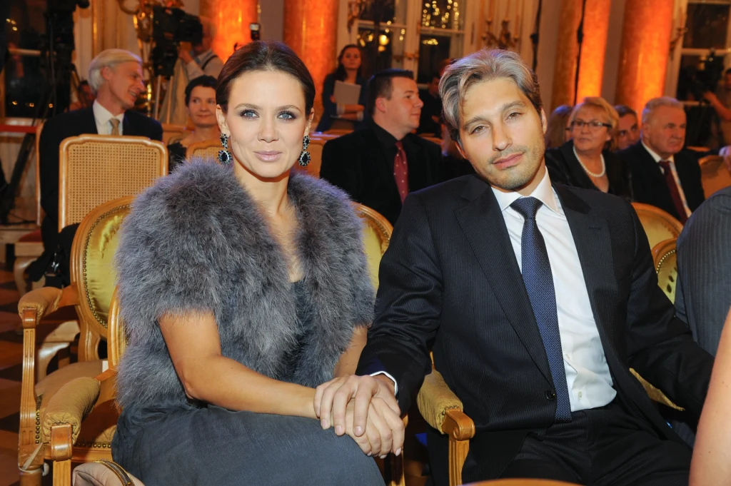 Dziś Kinga jest w szczęśliwym związku z Markiem Kujawą 