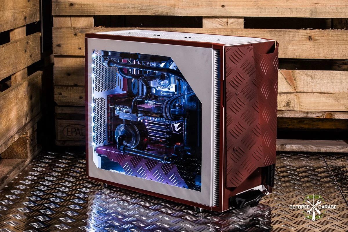 GeForce Garage: Komputer stworzony przez Rumunów