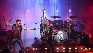 Queen + Adam Lambert w Łodzi: Scena w kształcie gitary