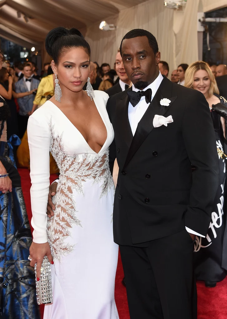 Diddy (na zdjęciu z dziewczyną Cassie) w ciągu roku zarabia gigantyczne pieniądze