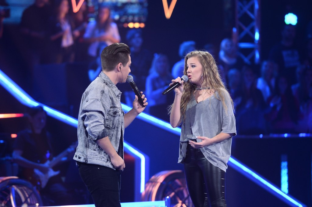 Mateusz Wiśniewski i Kamila Kiecoń na scenie "The Voice of Poland"