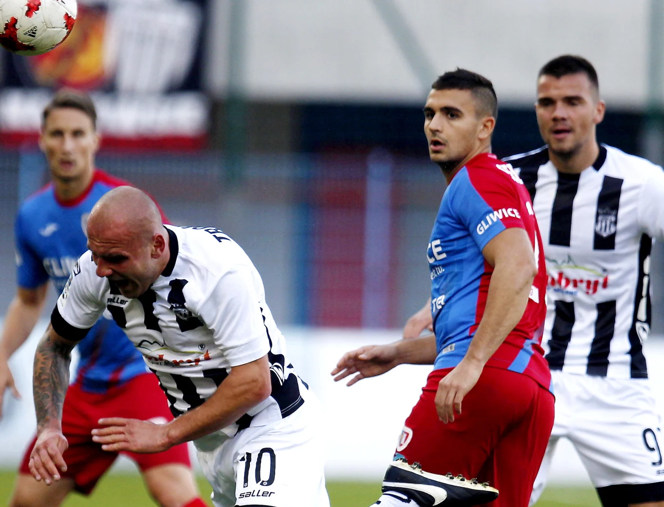 w meczu Piasta z Sandecją nie brakowało dramaturgii w meczu Piasta z Sandecją nie brakowało dramaturgii