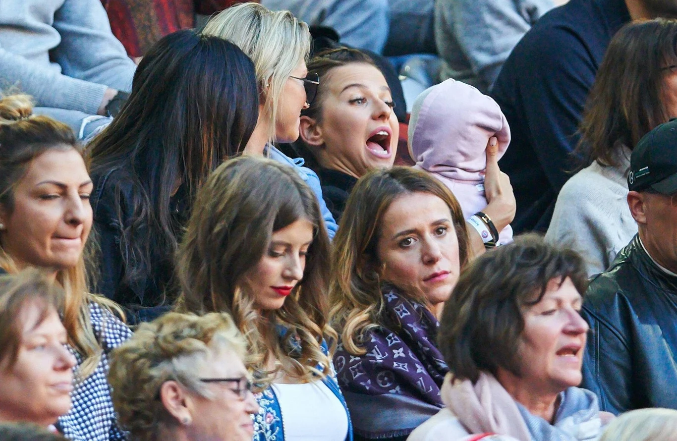 Anna Lewandowska i Klara na meczu Bayernu Anna Lewandowska i Klara na meczu Bayernu