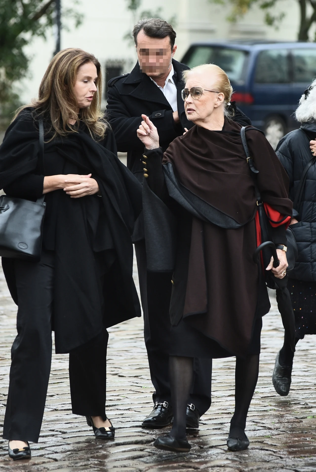 Beata Tyszkiewicz z córką Karoliną Wajdą Beata Tyszkiewicz z córką Karoliną Wajdą